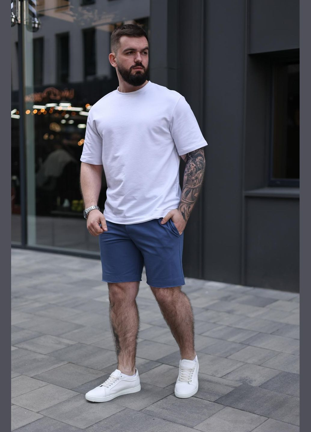 Красивые летние мужские костюмы хлопковый комплект, белая футболка синие шорты, для отпуска и спорта Intruder Breeze (359378575)