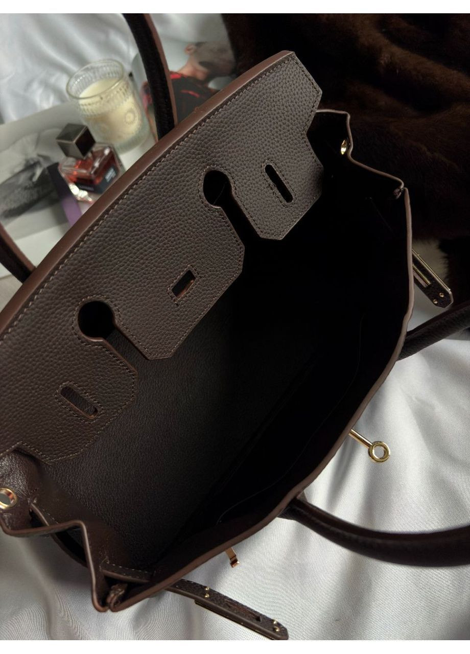 Сумка з дуже якісної текстурної шкіри коричневого кольору No Brand (372977628)