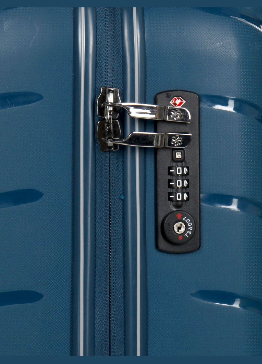 Валіза дорожня Середня (M) Поліпропілен 61303 "Cologne" 59,5 л 66х42x24 см Snowball (298285037)