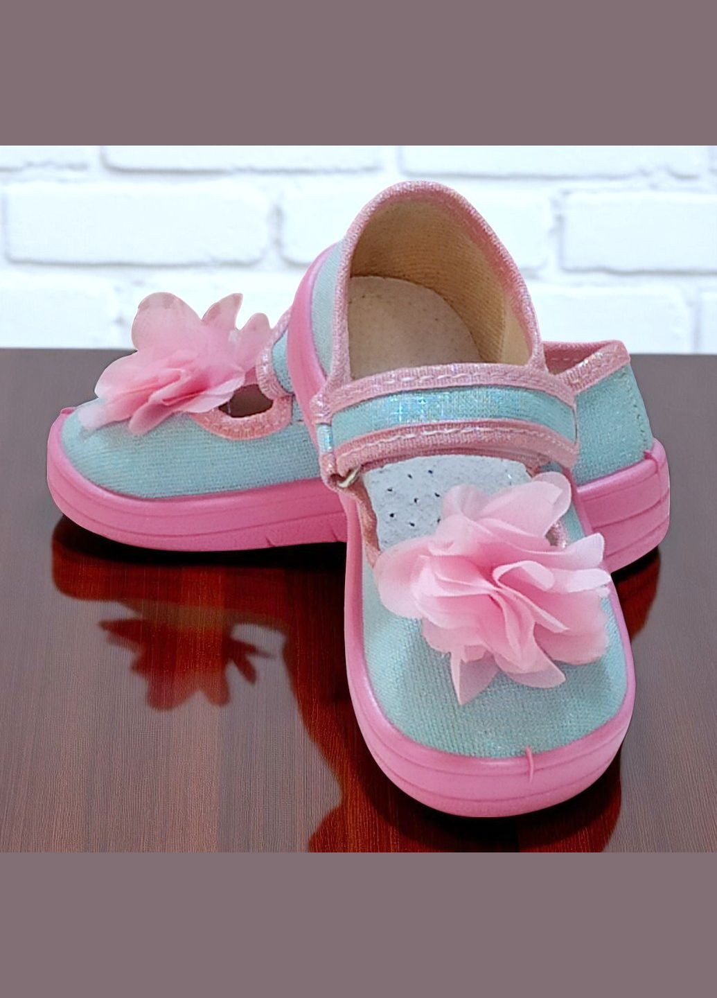 Голубые ортопедические тапочки на липучке для девочки сменная обувь в садик валди Waldi с цветами