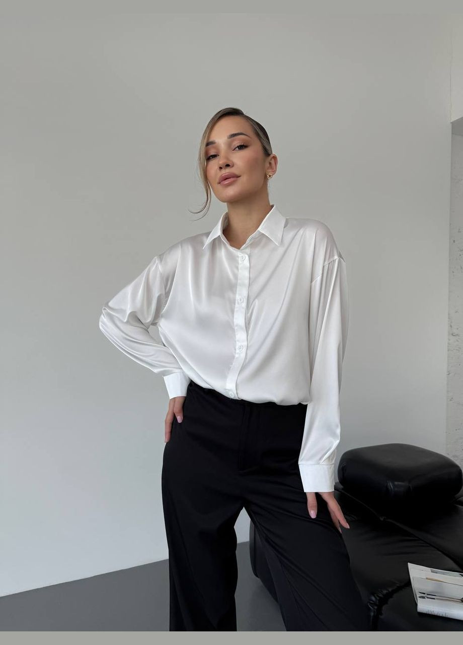 Белая повседневный рубашка в клетку No Brand