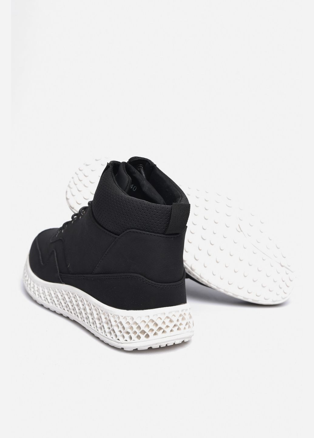 Черевики чоловічі демісезонні чорного кольору Let's Shop (302672266)