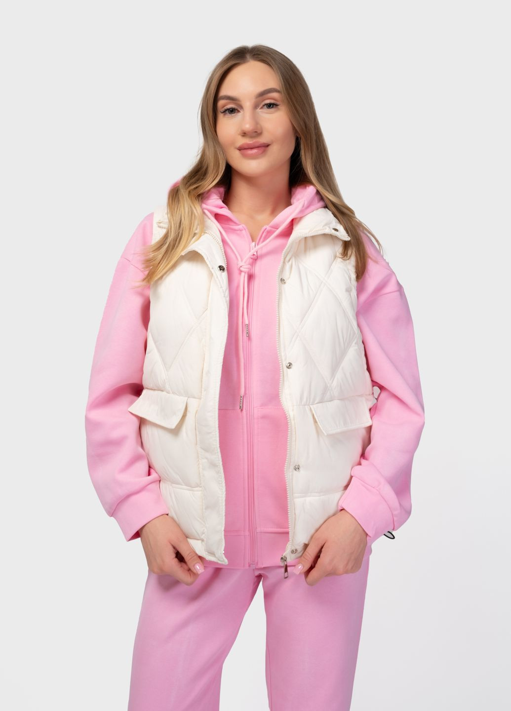 Бежевая жилетка женская 345680 Power