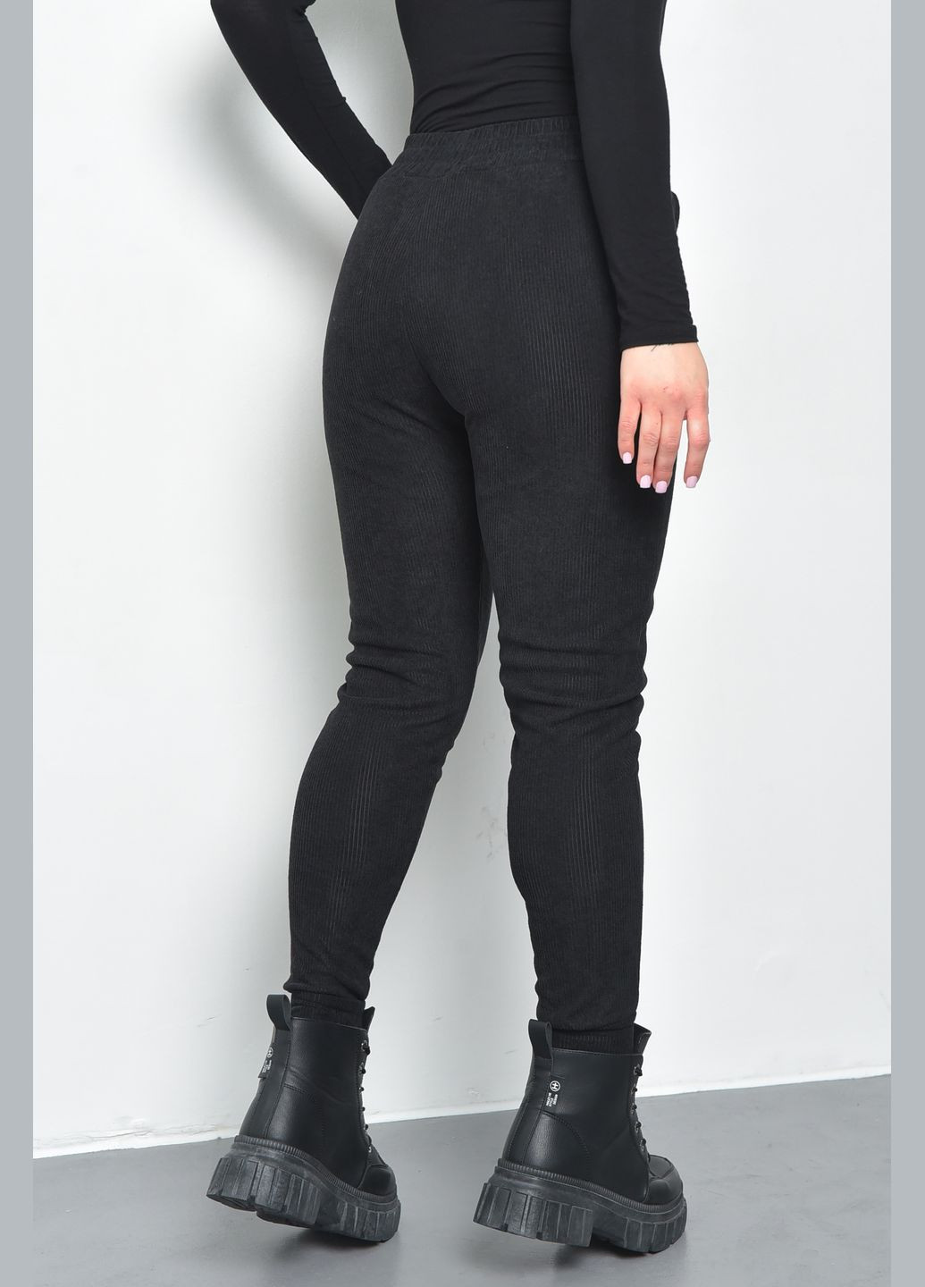 Спортивні штани жіночі вельветові на флісі чорного кольору Let's Shop (285692219)