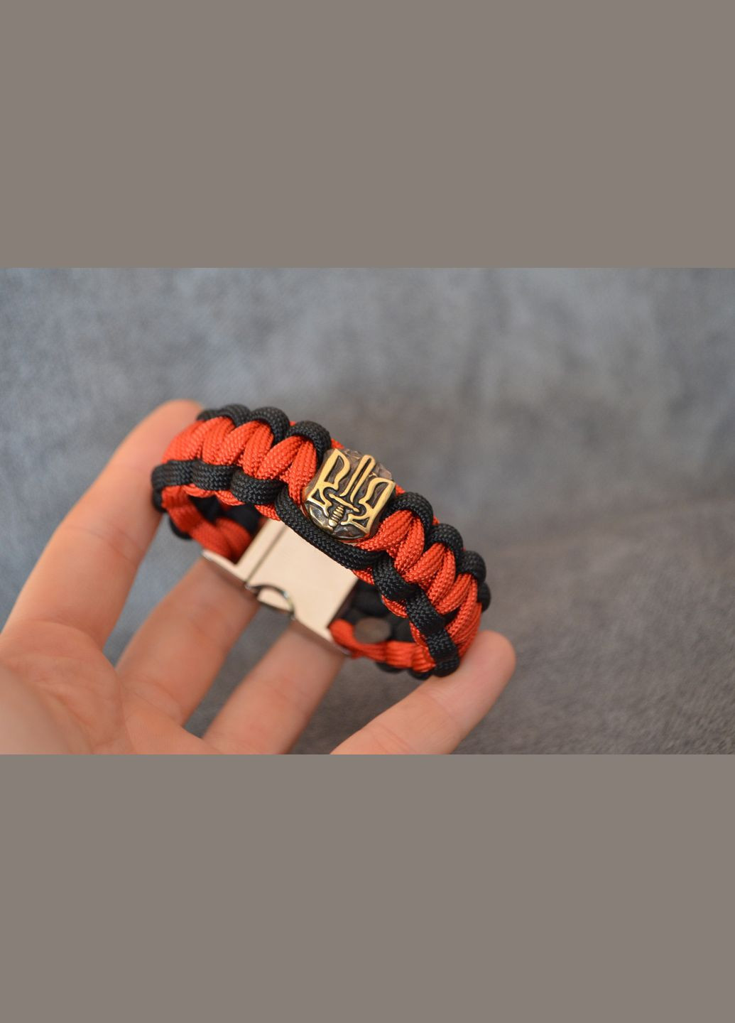 Браслет із паракорду Патріот із Гербом України латунь на фастексі + брелок у подарунок No Brand (341738985)