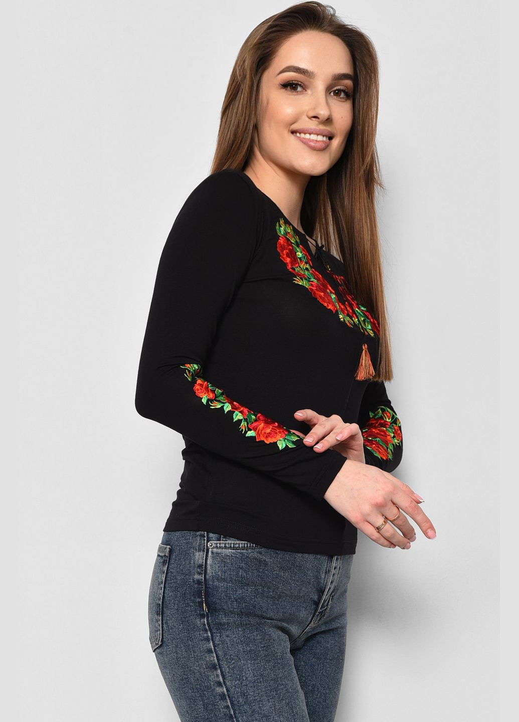 Чорний демісезонний кофта вишиванка жіноча чорного кольору пуловер Let's Shop
