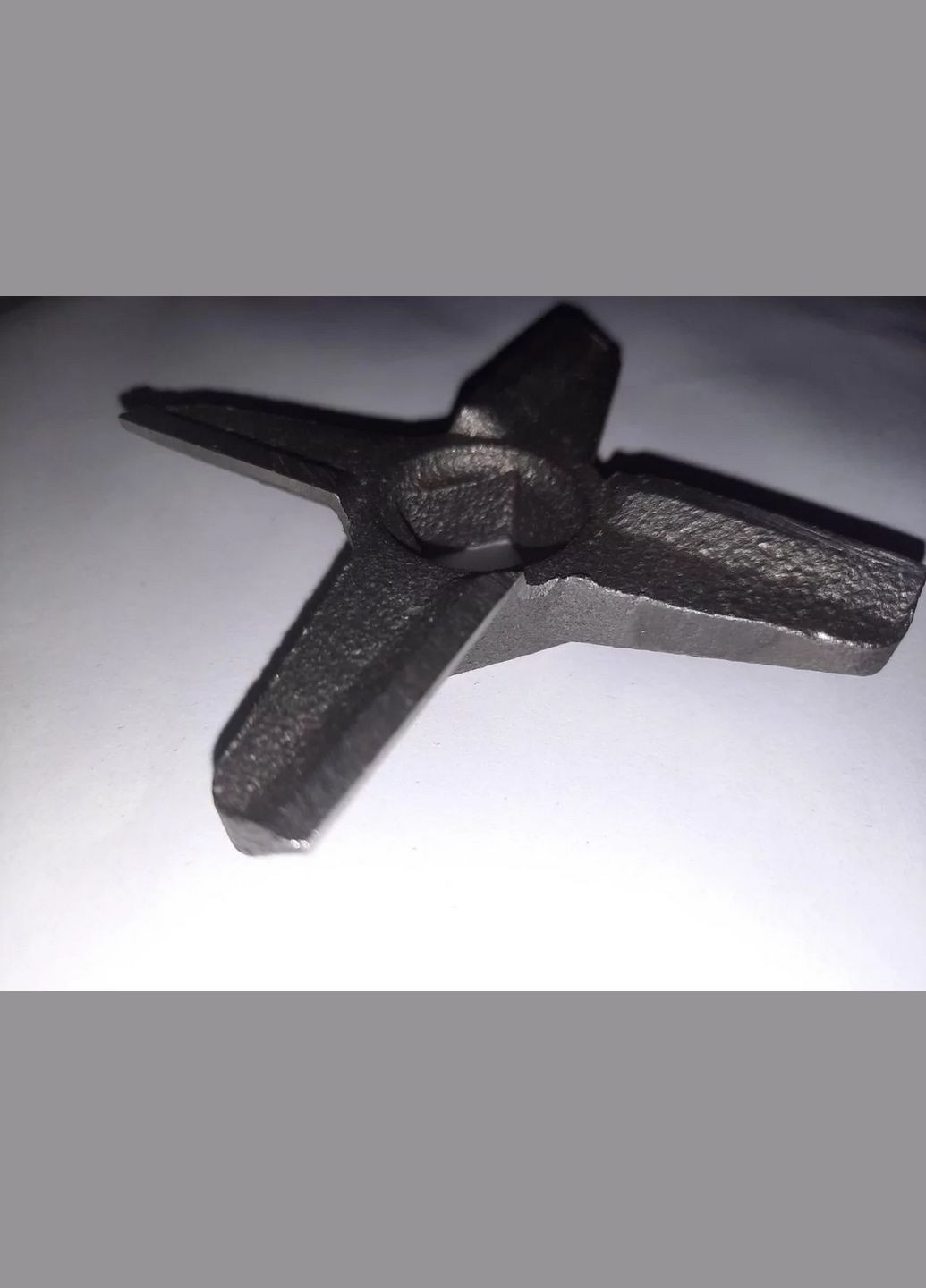 Нож чугунный для промышленной крупной мясорубки. No Brand (300079488)