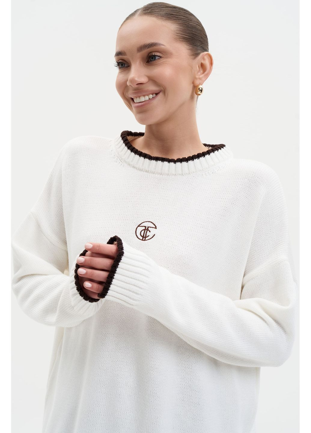 Молочний демісезонний светр з принтом s012 Twice