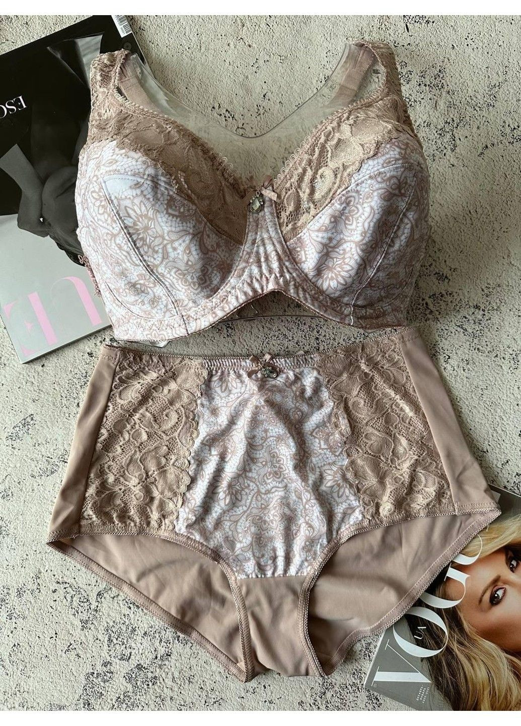 Пудровий жіноча нижня білизна великого розміру комплект на 5 розмір пудра Lanny Mode