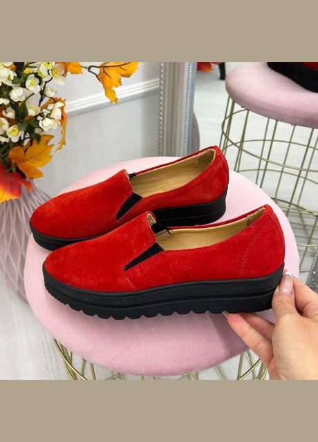 Maestro Туфлі жіночі з натуральної замші червоного кольору на потовщеній підошві. 37 розмір червоний з натуральна замша, — демісезон (303932094)