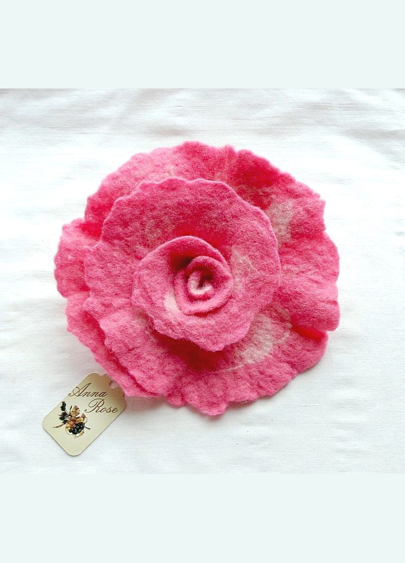 Повстяна брошка рожева квітка ручної роботи "Рожевий Рай Троянди" No Brand (349842827)