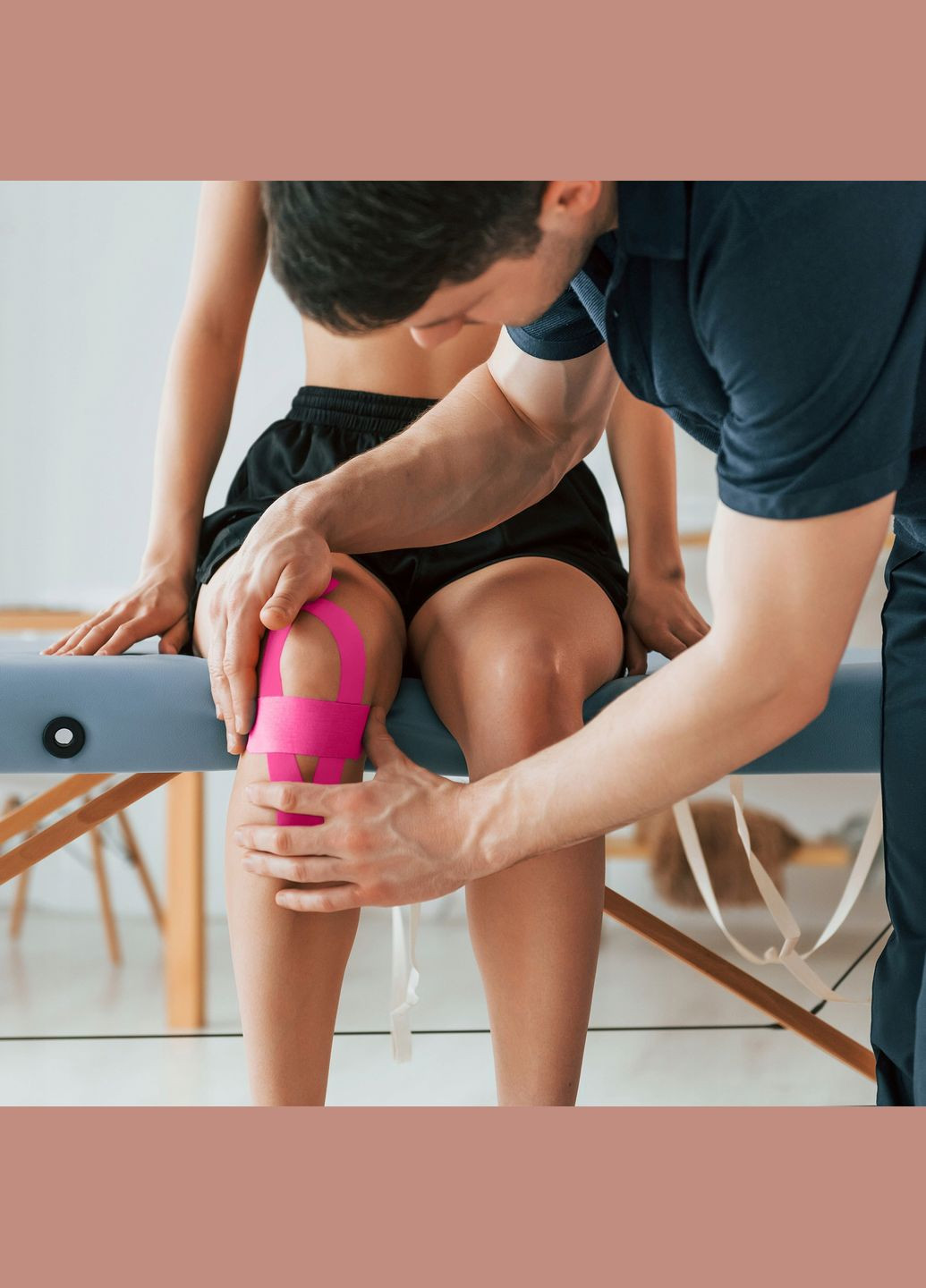 Стрічка кінезіологічна (кінезіо тейп) 7.5 см x 5 м Pink (P-5907739318893) 4FIZJO (301733267)