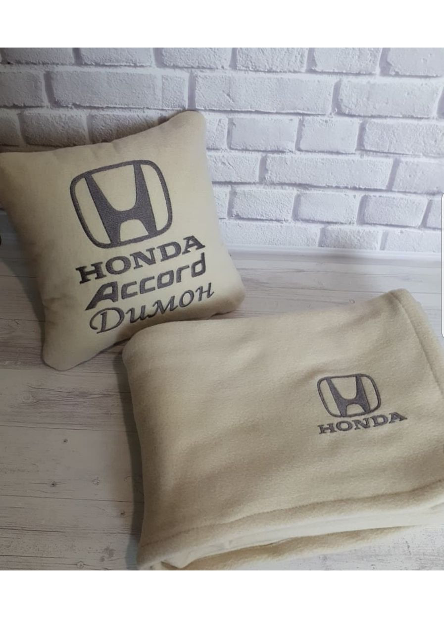 Автомобільна подушка і плед з вишивкою "HONDA" No Brand (369717347)