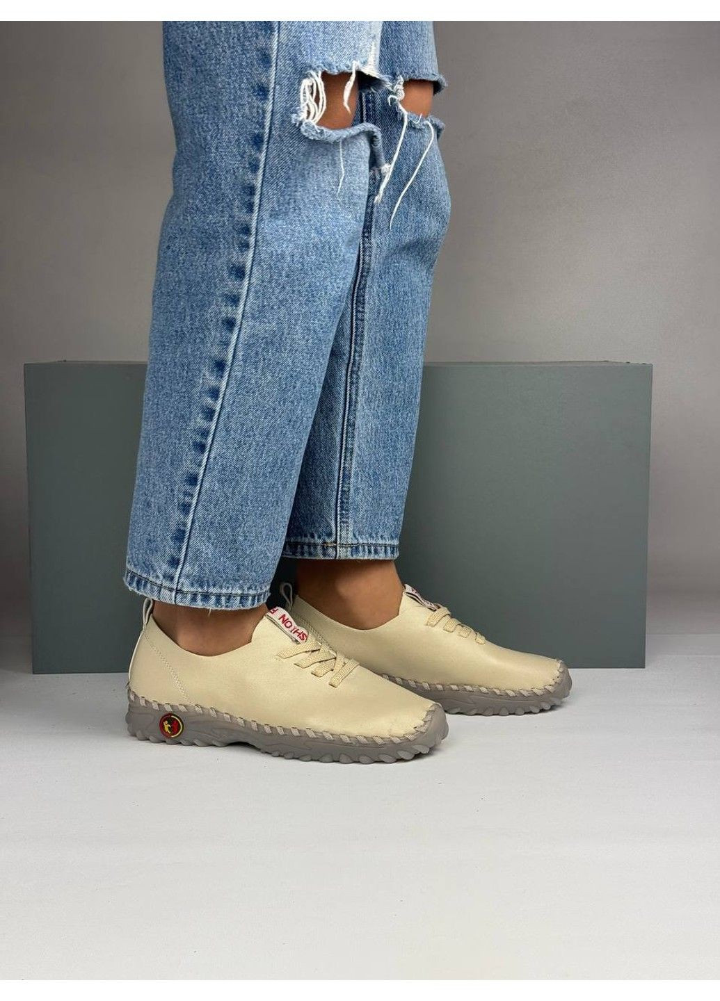 Бежевые 404 мокасины кожаные бежевые VIKA