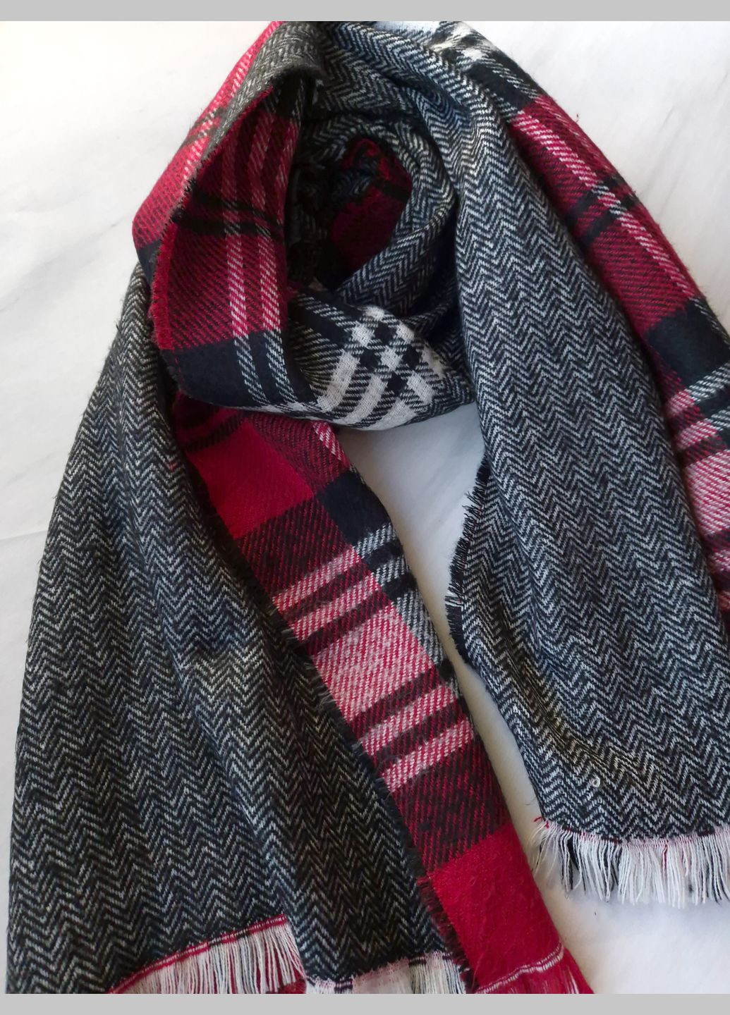 Шарф-палантин женский в клетку и геометричный принт теплый зима-весна-осень 192х60 см No Brand (317433196)