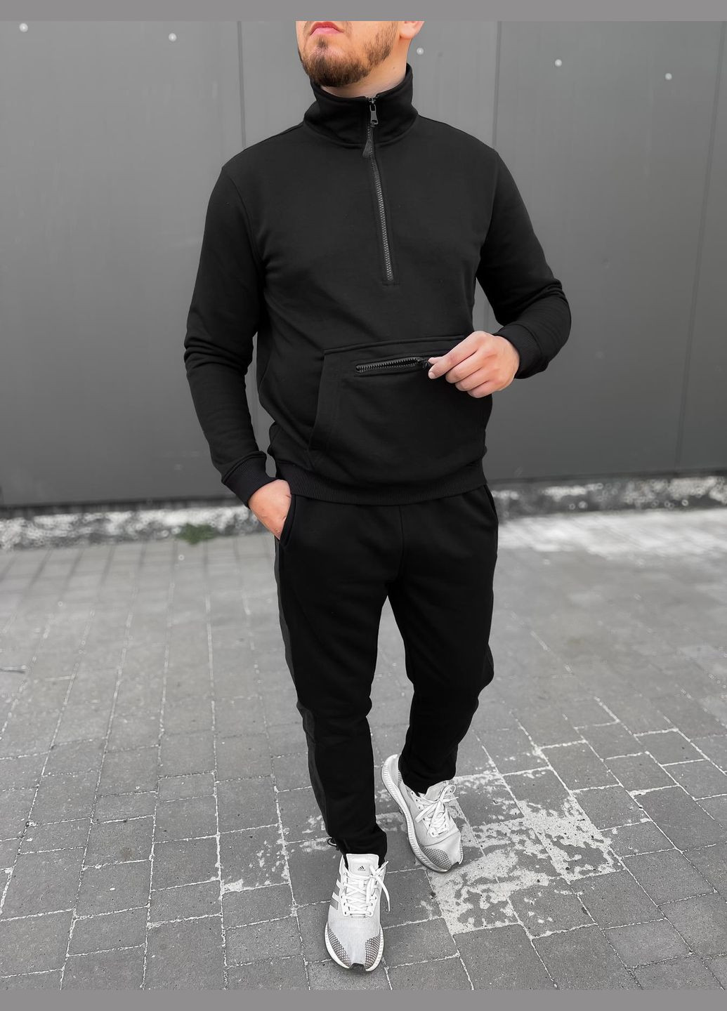 Чорний стильний теплий світшот Vakko (307494673)