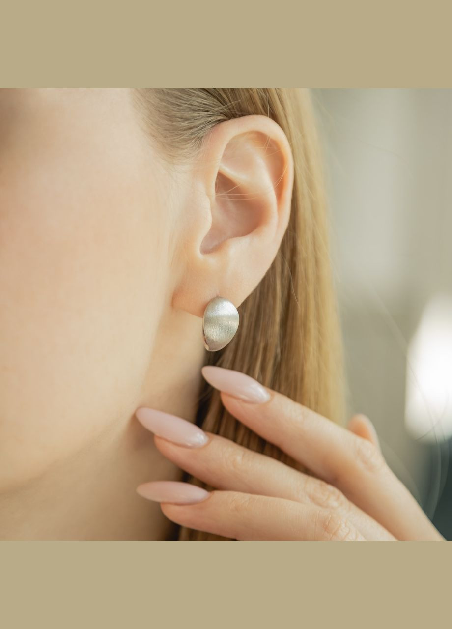 Сережки срібло Пелюстки з матовою поверхнею без каменів No Brand (333705402)