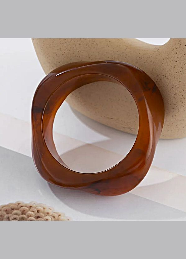 Браслет акриловий Кофейный с янтарным принтом No Brand (331332505)