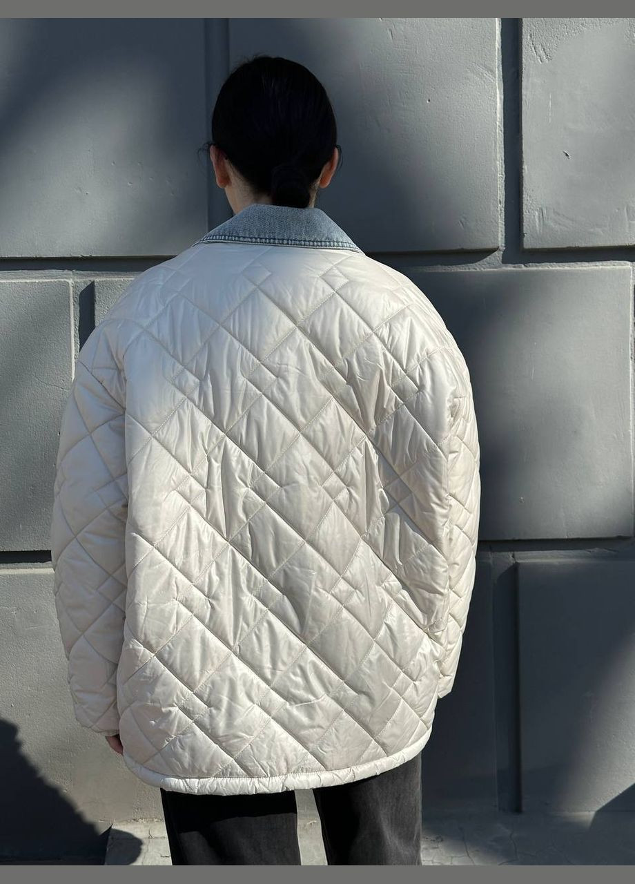 Молочна демісезонна куртка з джинсом Lara