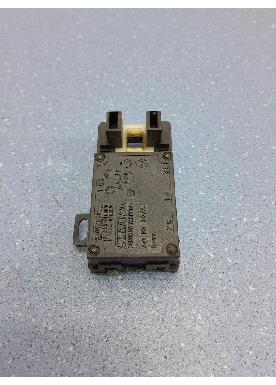 Замок люка для стиральной машины WMV4280 MC20/A1 Bosch (361863661)