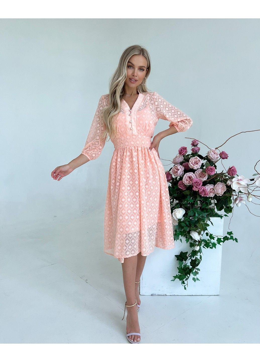 Розовое коктейльное платье "elegant charm" 22024 персиковое Tanita-Romario