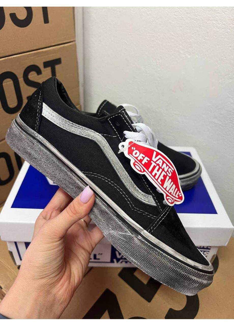 Чорні всесезонні кеди old school lx stressed - black white Vans