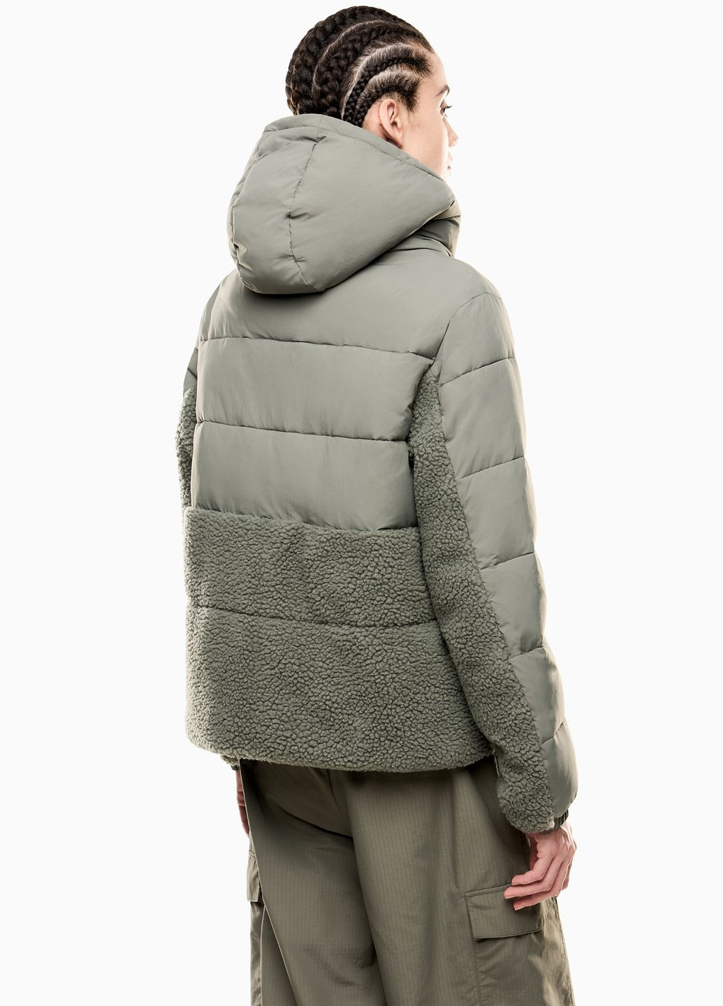 Оливкова (хакі) зимня куртка Emporio Armani