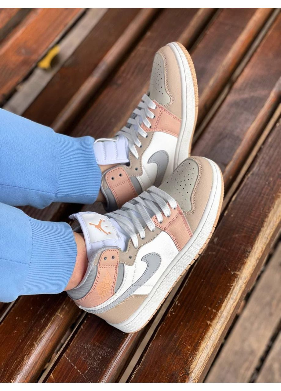 Серые демисезонные кроссовки мужские nike air jordan 1 retro high beige grey white найк аир джордан No Brand