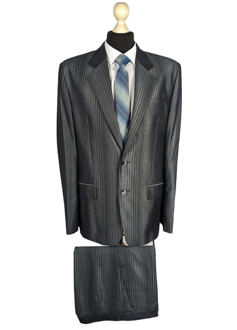 Сірий демісезонний чоловічий костюм к-5050 Borenia