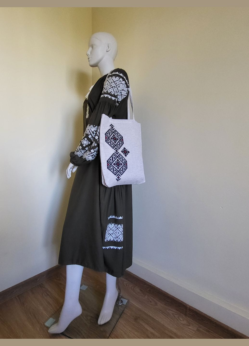 Торбинка для покупок (шопер) з ручною вишивкою "Класична"розміром 400*330 Hand Made (317573439)