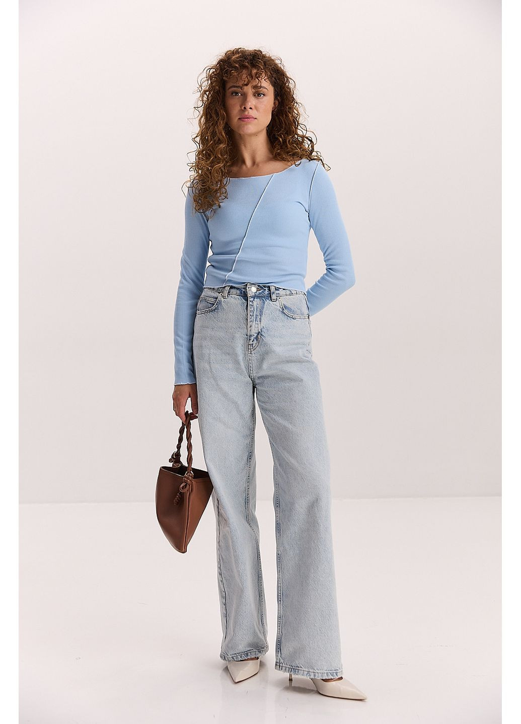 Кроп-топ с длинными рукавами молочный со швами наружу Arjen (353305959)