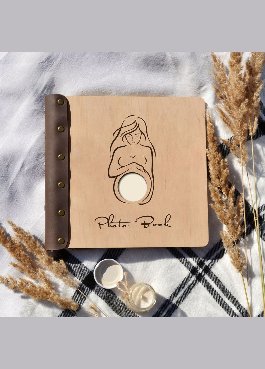 Крафтбук "МАМА" 23x23 із темною обкладинкою та чорними сторінками Your Magnets (336954874)