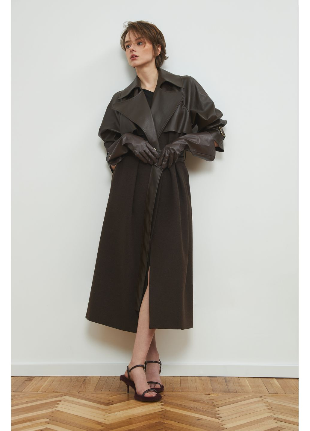 Коричневе демісезонне Жіноче пальто Йораль 140961 Stimma