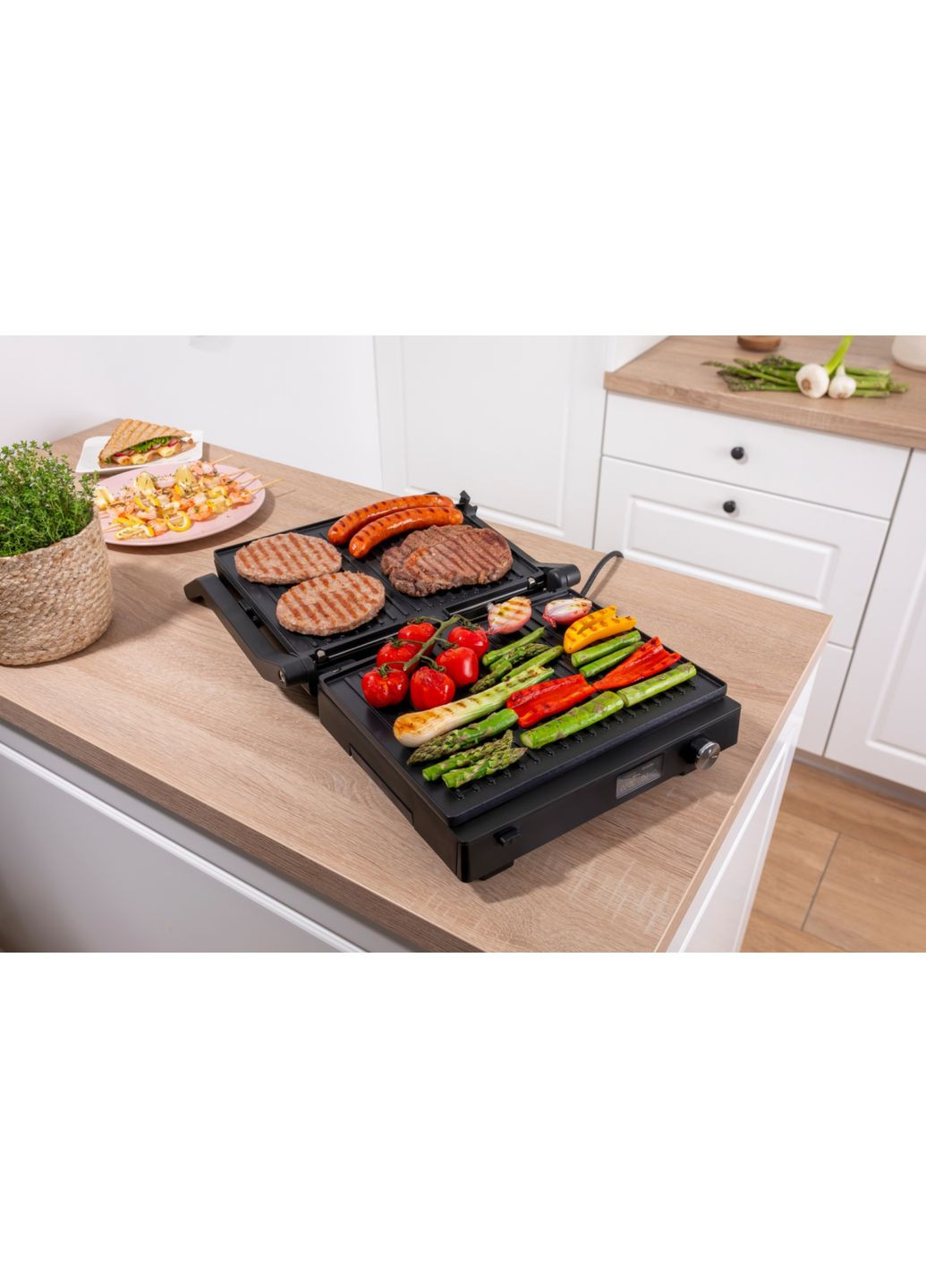 Гриль притискний 2100Вт, темп. режимів-7, з'ємні пластини, розкриття на 180°, метал, чорний Gorenje (360402068)