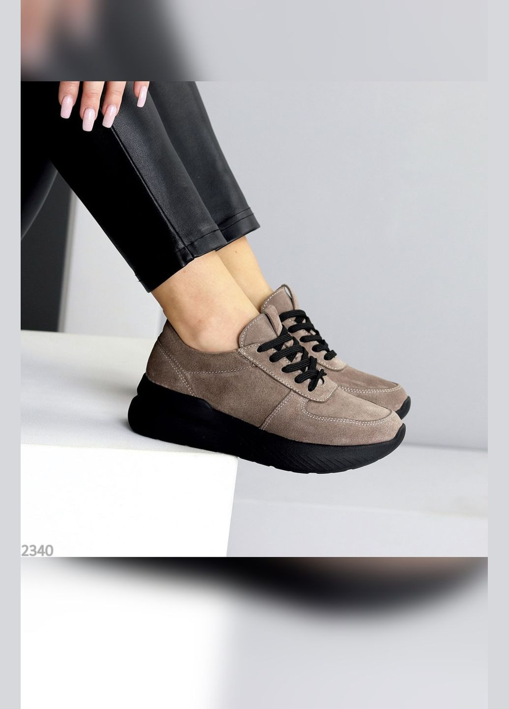 Замшеві жіночі кросівки No Brand коричневі демісезони (301988107)