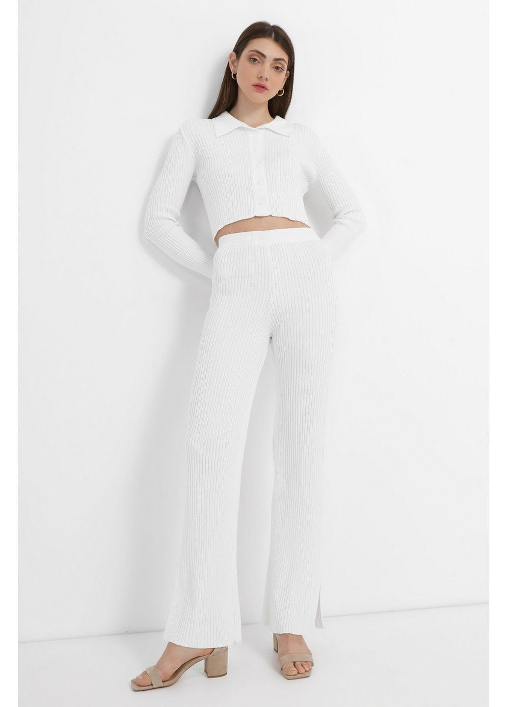 Белый демисезонный кардиган Sewel