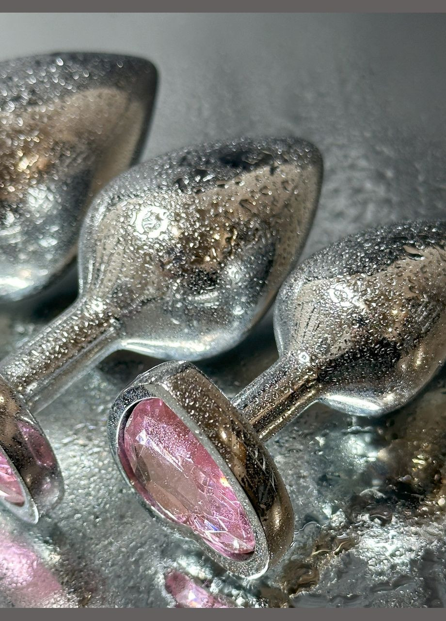 Металлическая анальная пробка с кристаллом сердце розовый Размер L No Brand (341309902)