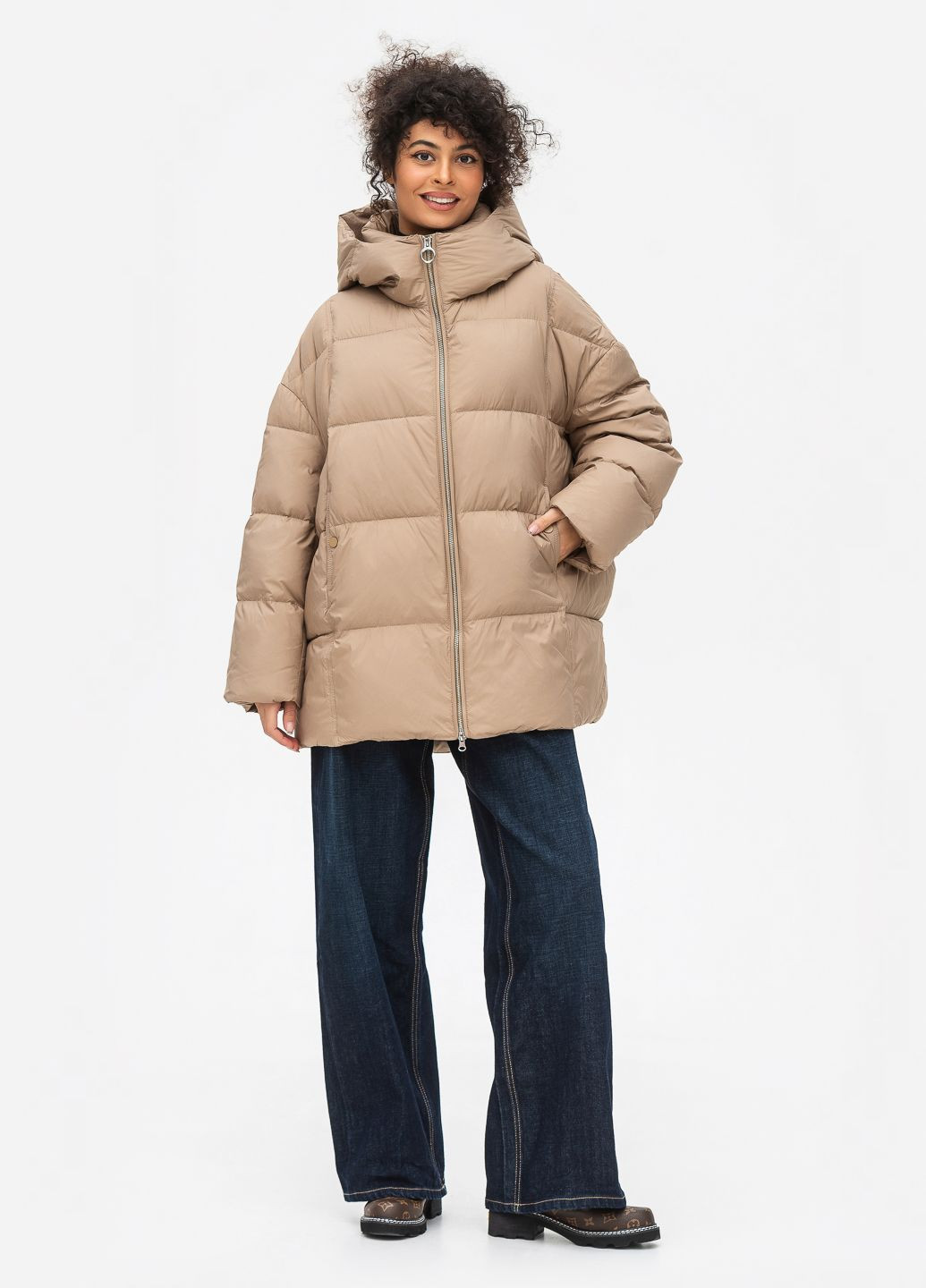 Бежевий зимній Пуховик Viva