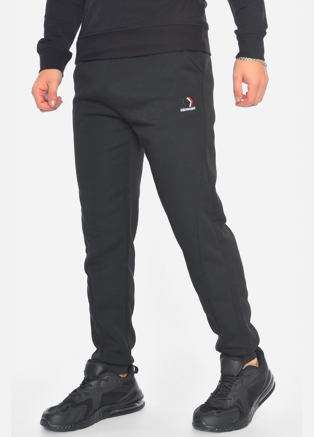 Черные спортивные зимние зауженные брюки Let's Shop