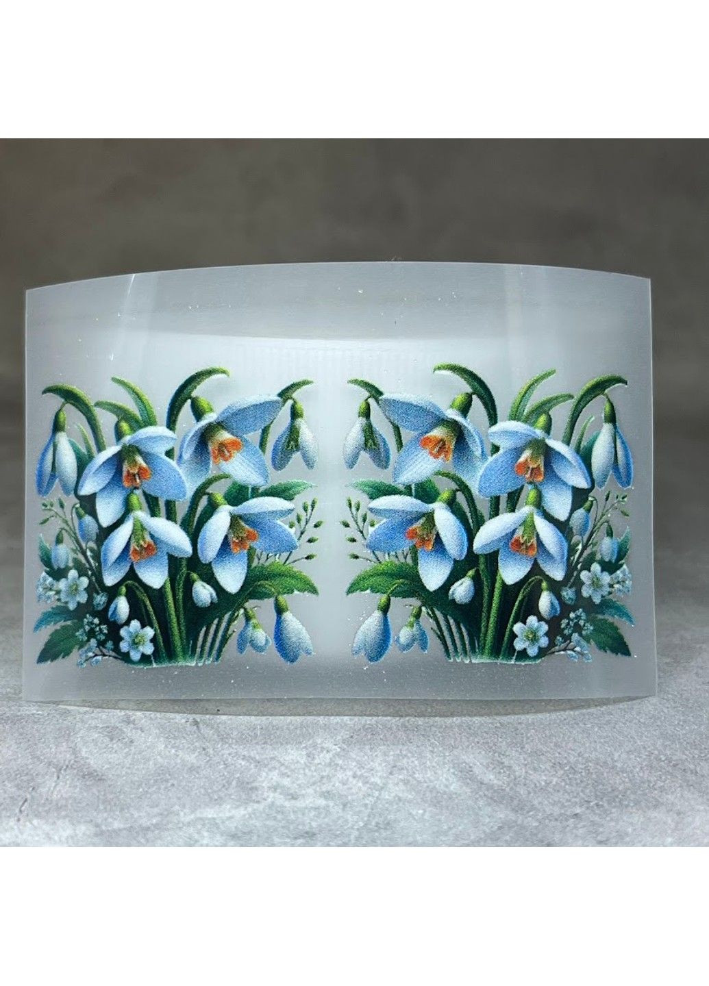 ТермоНаклейка - Букет Подснежников, размер 3,5*3,7 см (одной наклейки), 1 пара No Brand (316702667)