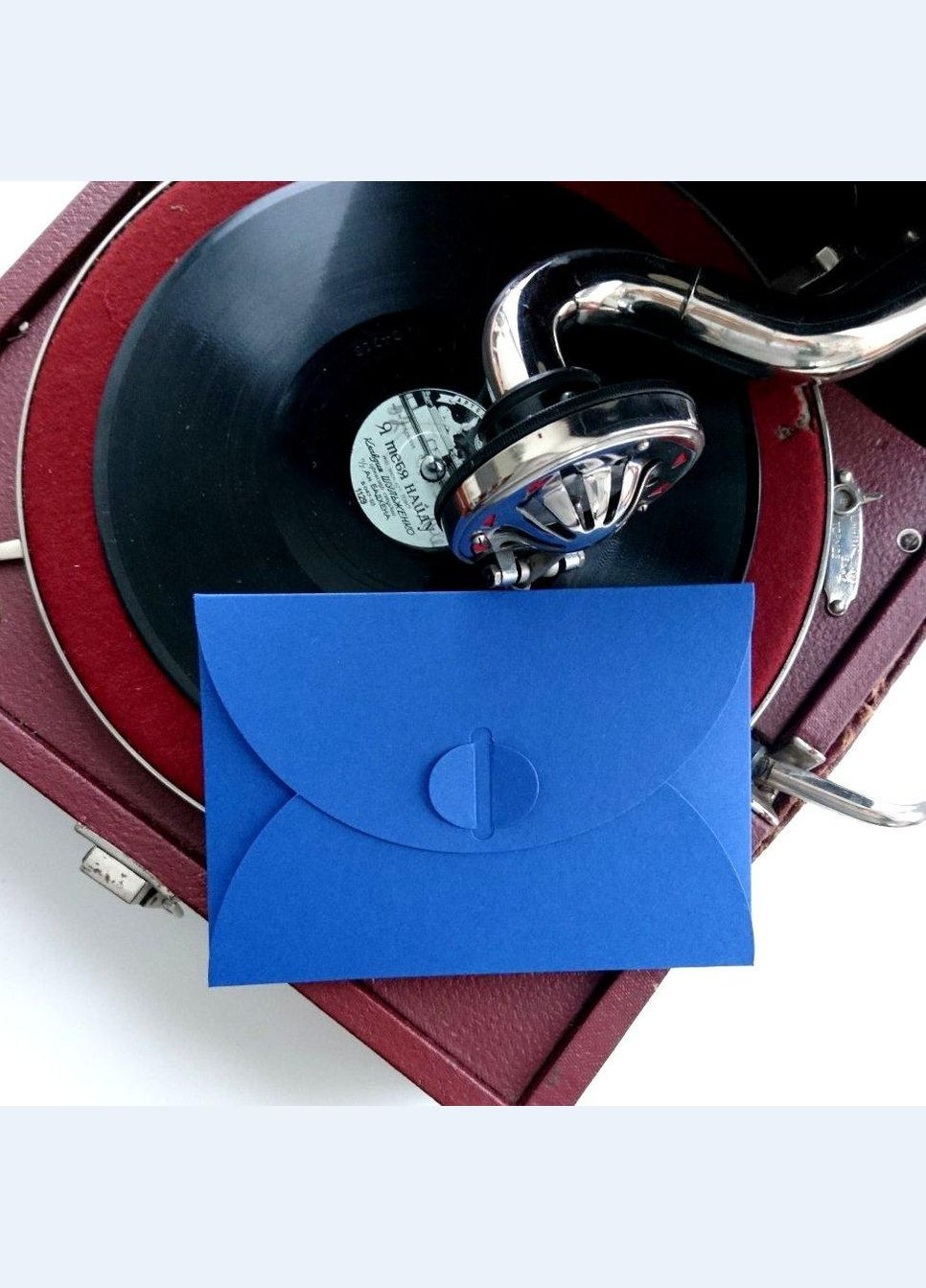 Подарочный конверт 110х155 мм из цветного дизайнерского картона. No Brand (365726339)