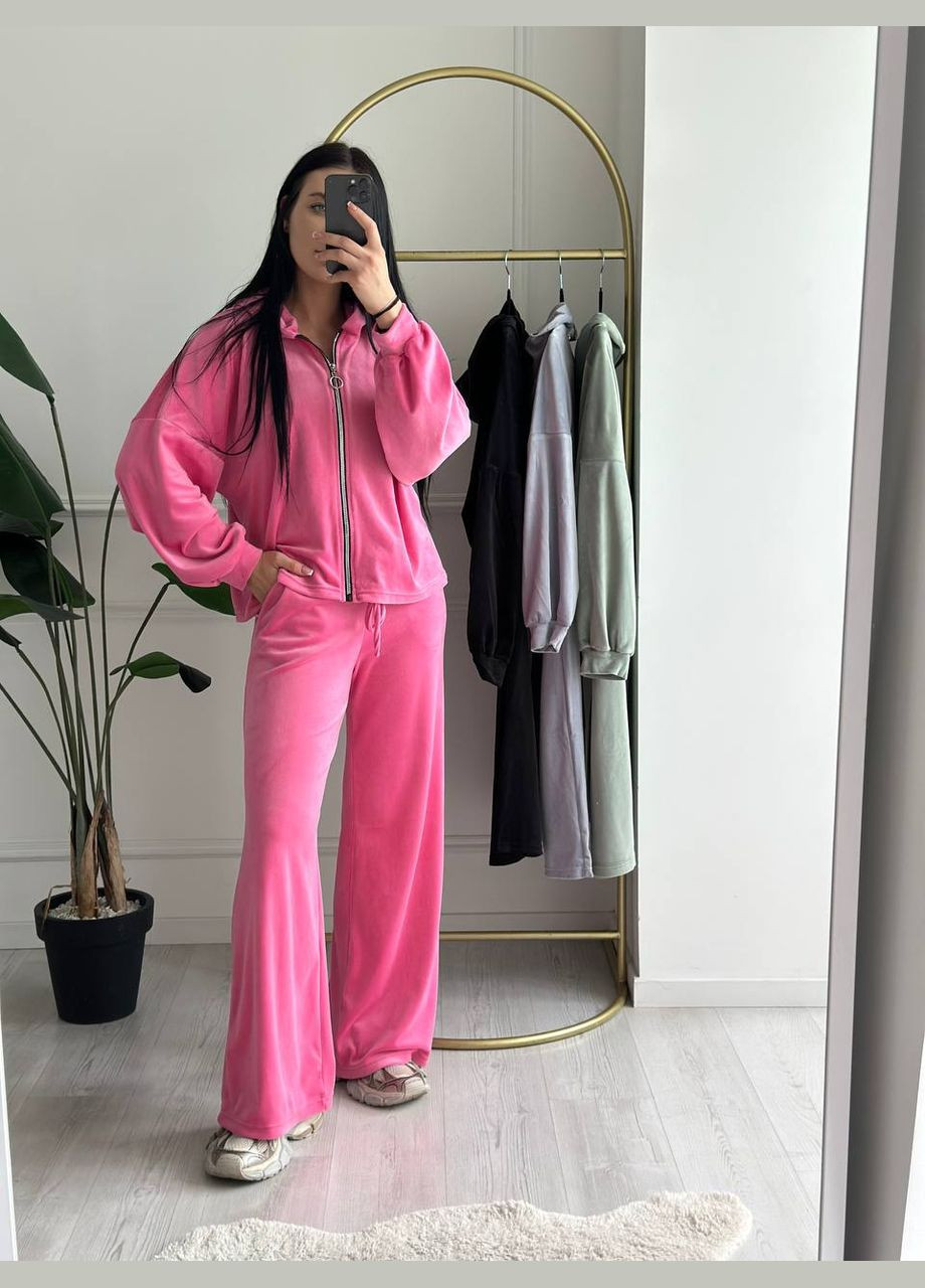 Женский велюровый костюм с кофтой и брюками. Adelante (334291841)