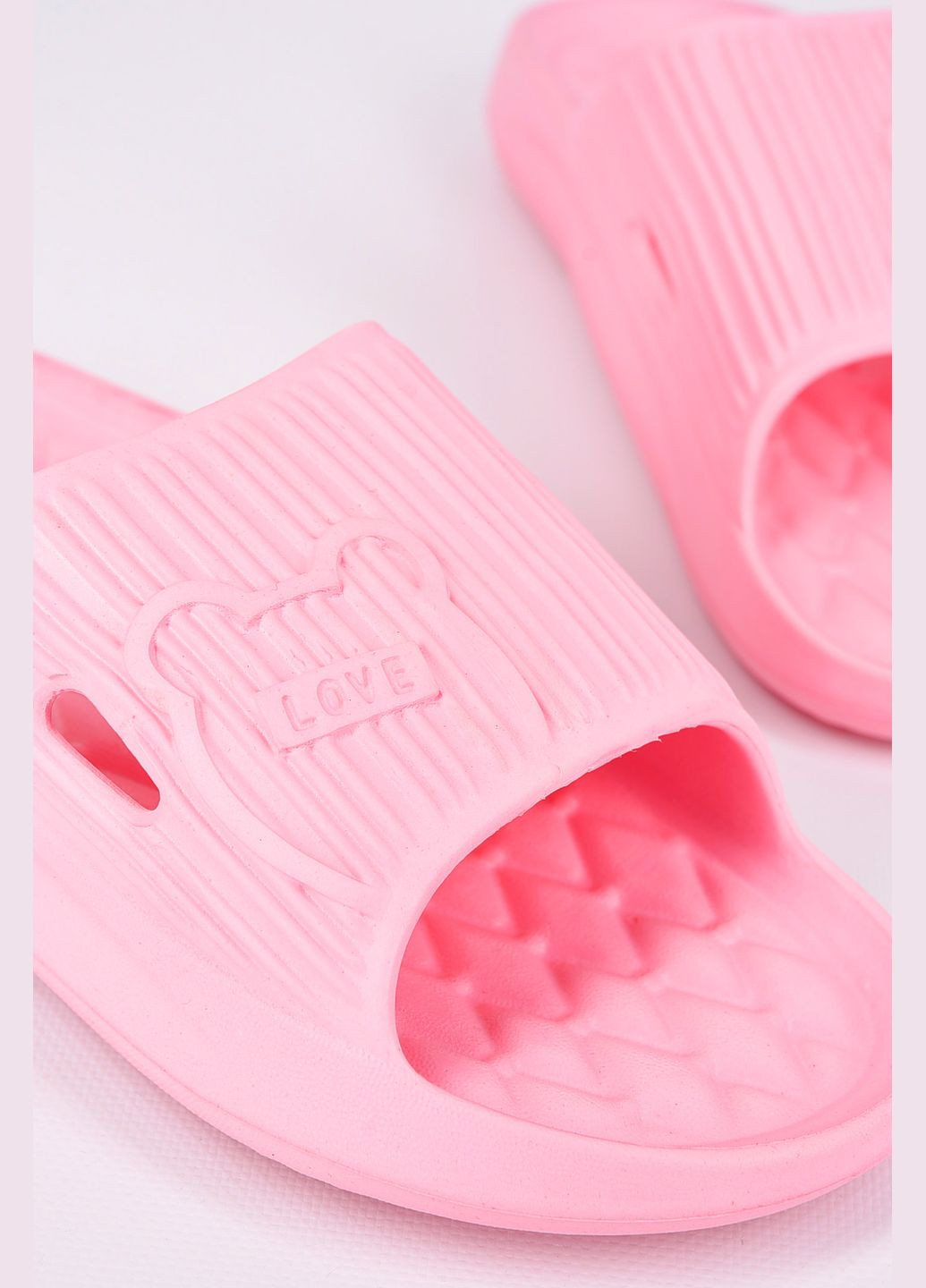 Розовые шлепанцы пена женские светло-розового цвета Let's Shop