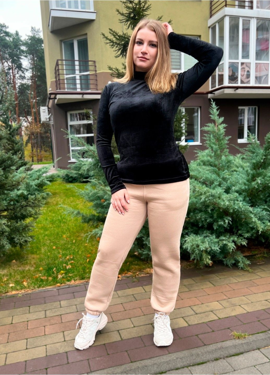 Черный водолазка женская велюр Жемчужина стилей однотонный без декора (312037895)