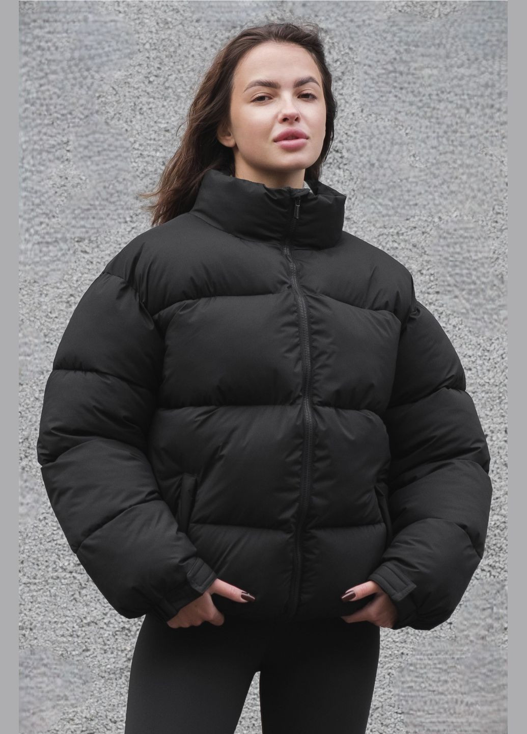 Чорна зимня жіноча пухова куртка стьобана без капюшона nest Without