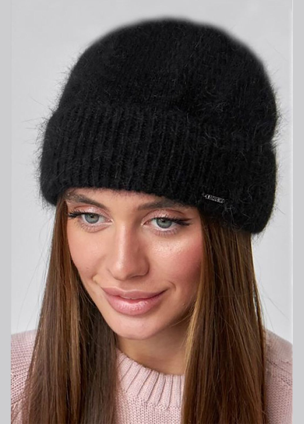 Женская шапка черного цвета Garne (315036583)