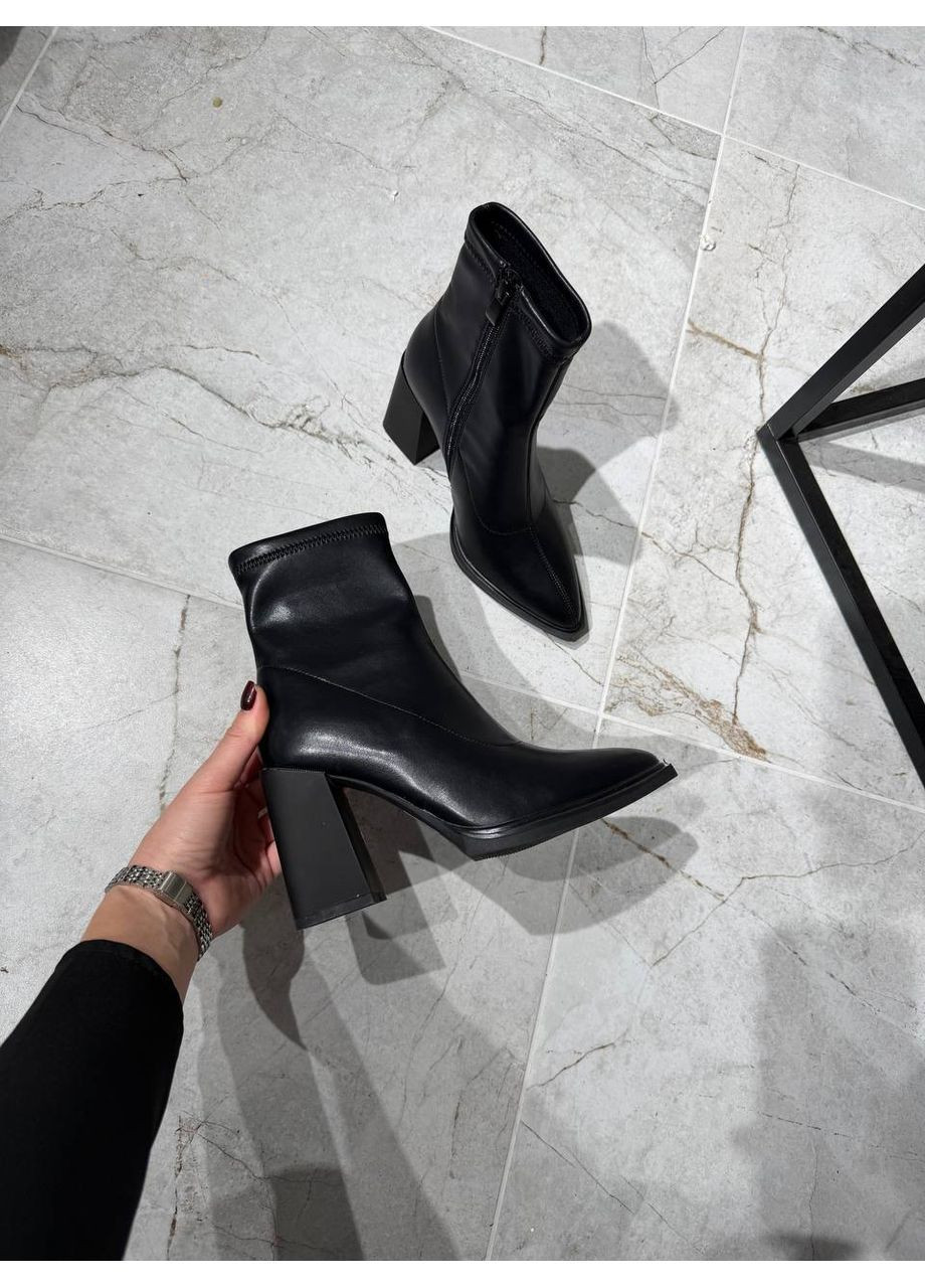 Черные демисезонная черные ботильоны Helen