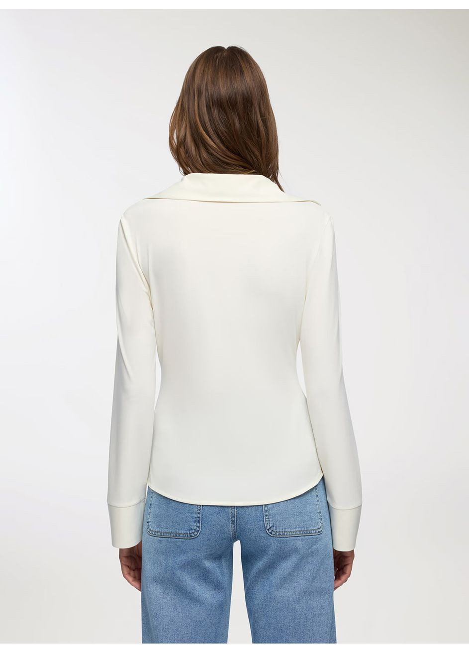 Молочная блузка женщин Terranova