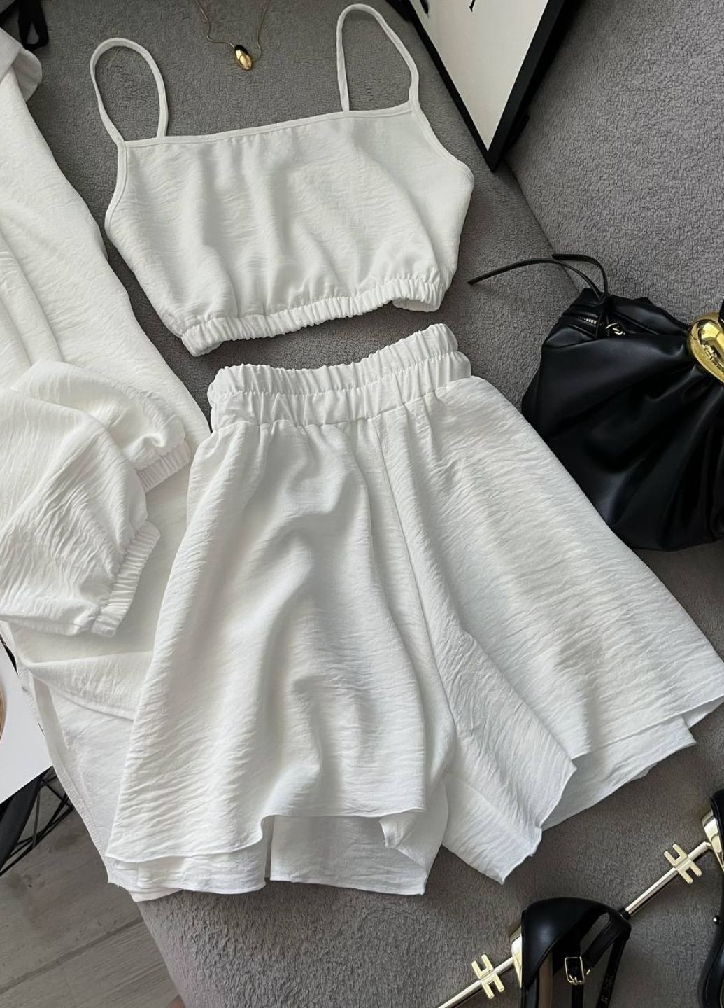 Изысканный легкий летний повседневный костюм тройка: рубашка+топ+шорты Allthings (344448125)