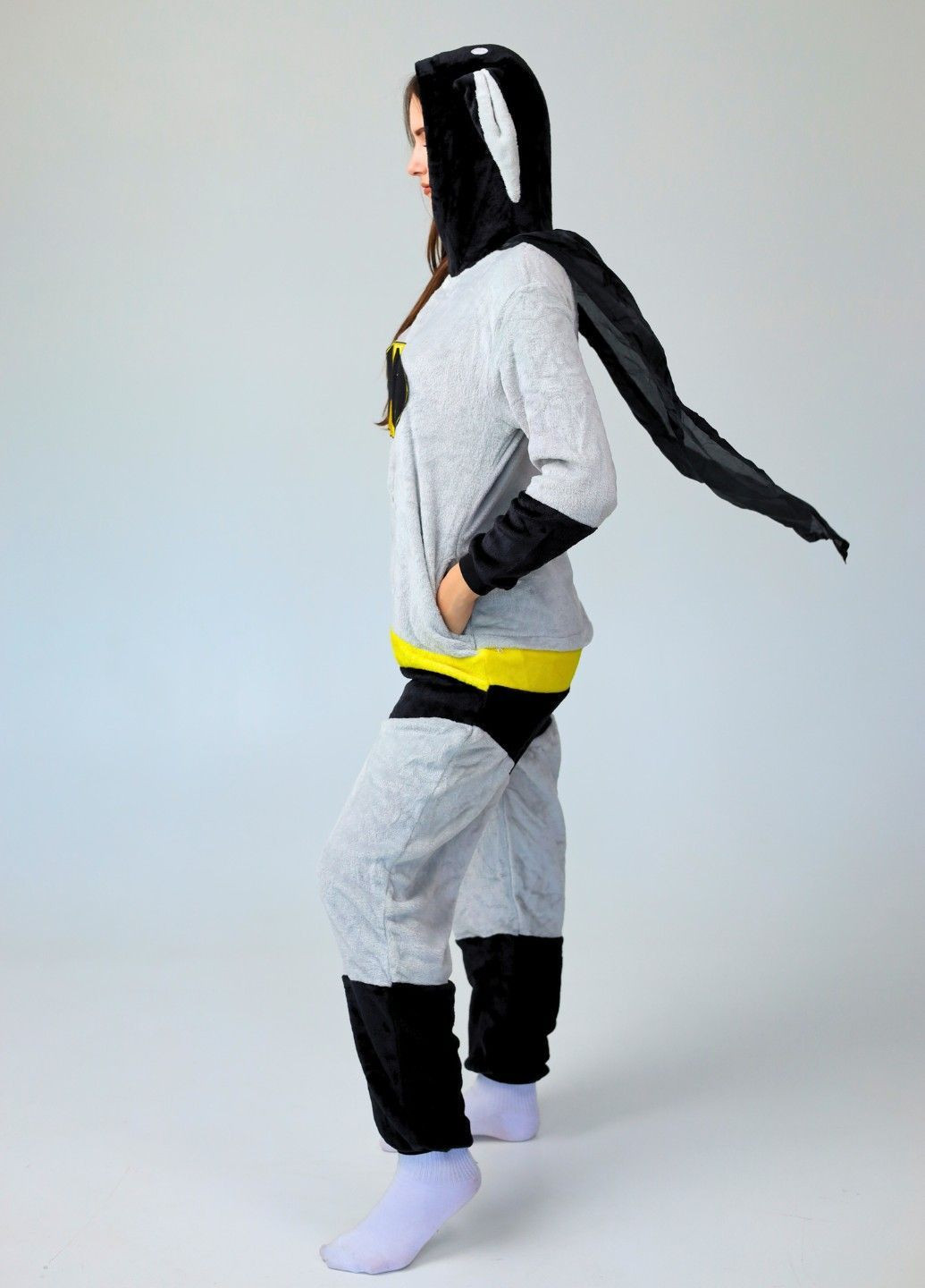 Кігурумі Бетмен жіноче плюшеве сіре з плащем і вушками Lalapka (362490087)